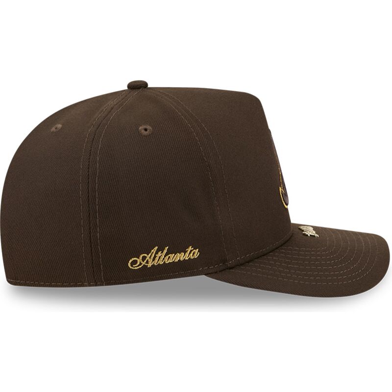 mutzen-gebogen-braun-snapback-9fifty-a-frame-precurved-visor-pin-der-atlanta-braves-mlb-von-new-era