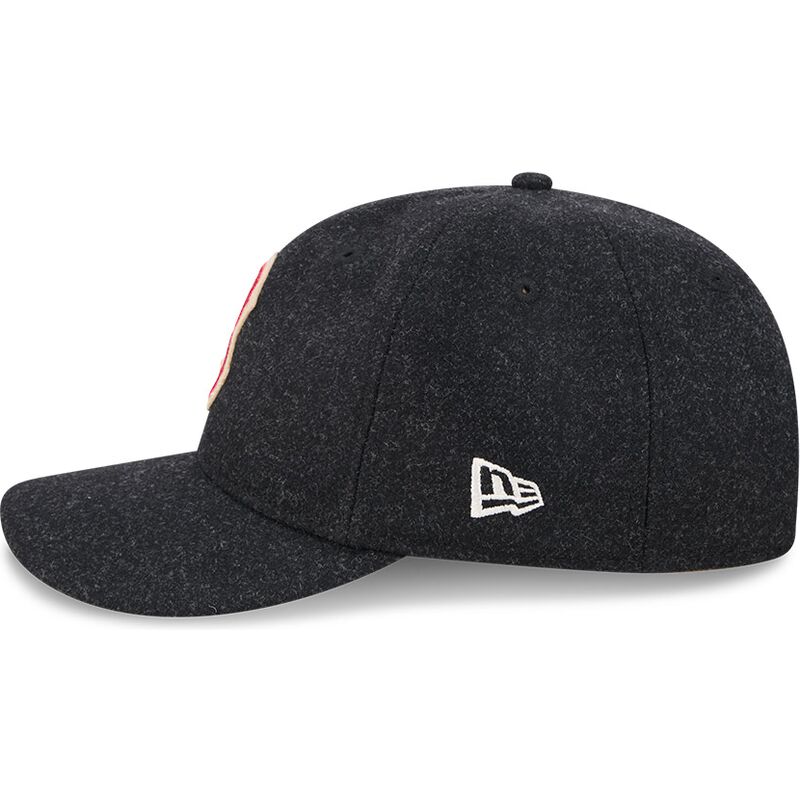 mutzen-gebogen-schwarz-verstellbares-band-9fifty-retro-crown-precurved-der-boston-red-sox-mlb-von-new-era mutzen-gebogen-schwarz-verstellbares-band-9fifty-retro-crown-precurved-der-boston-red-sox-mlb-von-new-era