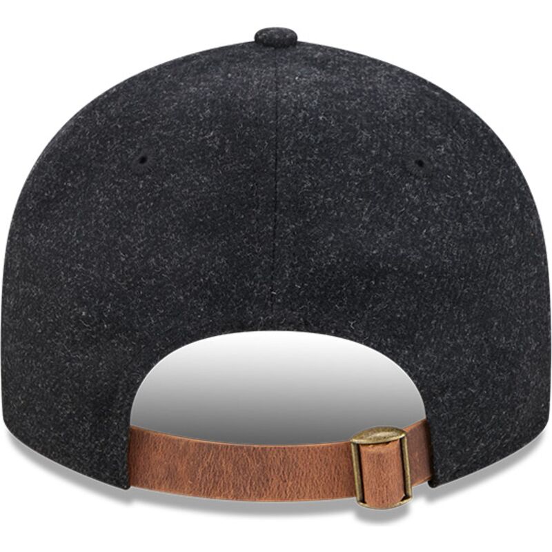 mutzen-gebogen-schwarz-verstellbares-band-9fifty-retro-crown-precurved-der-boston-red-sox-mlb-von-new-era mutzen-gebogen-schwarz-verstellbares-band-9fifty-retro-crown-precurved-der-boston-red-sox-mlb-von-new-era