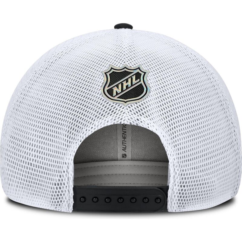 mutzen-gebogen-schwarz-snapback-structured-meshback-der-chicago-blackhawks-nhl-von-fanatics mutzen-gebogen-schwarz-snapback-structured-meshback-der-chicago-blackhawks-nhl-von-fanatics