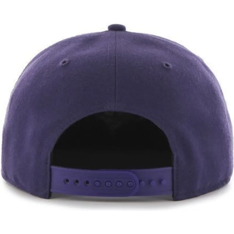mutzen-flach-violett-snapback-lisa-lateral-der-new-york-yankees-mlb-von-47-brand