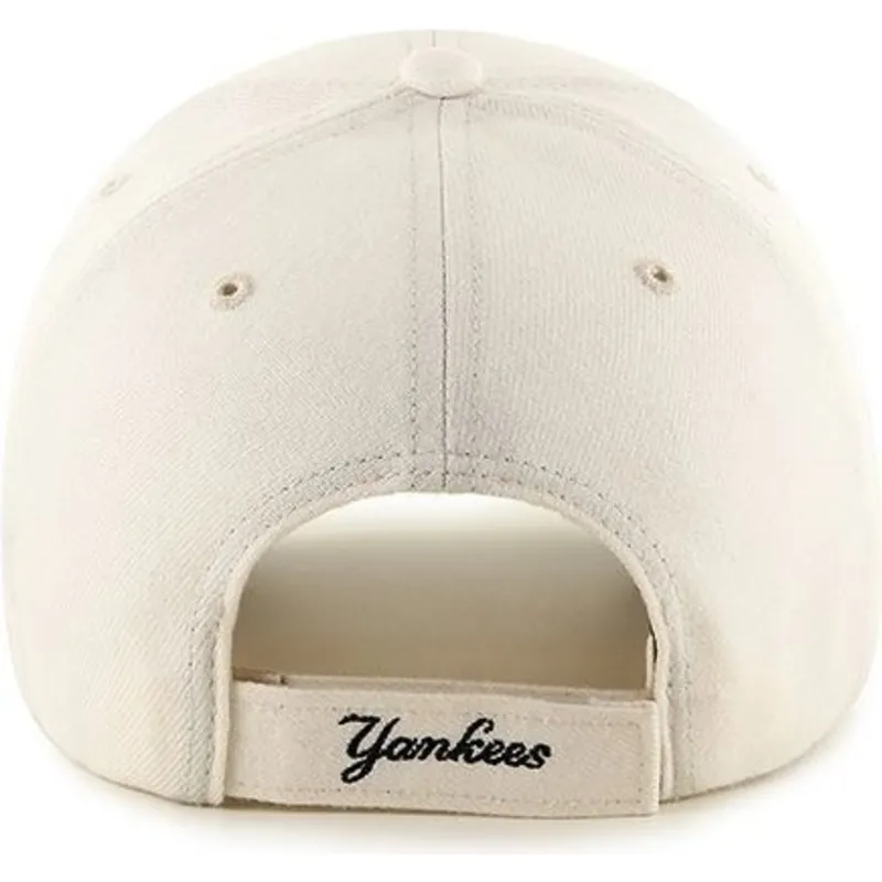 mutzen-gebogen-creme-verstellbares-band-lisa-der-new-york-yankees-mlb-von-47-brand