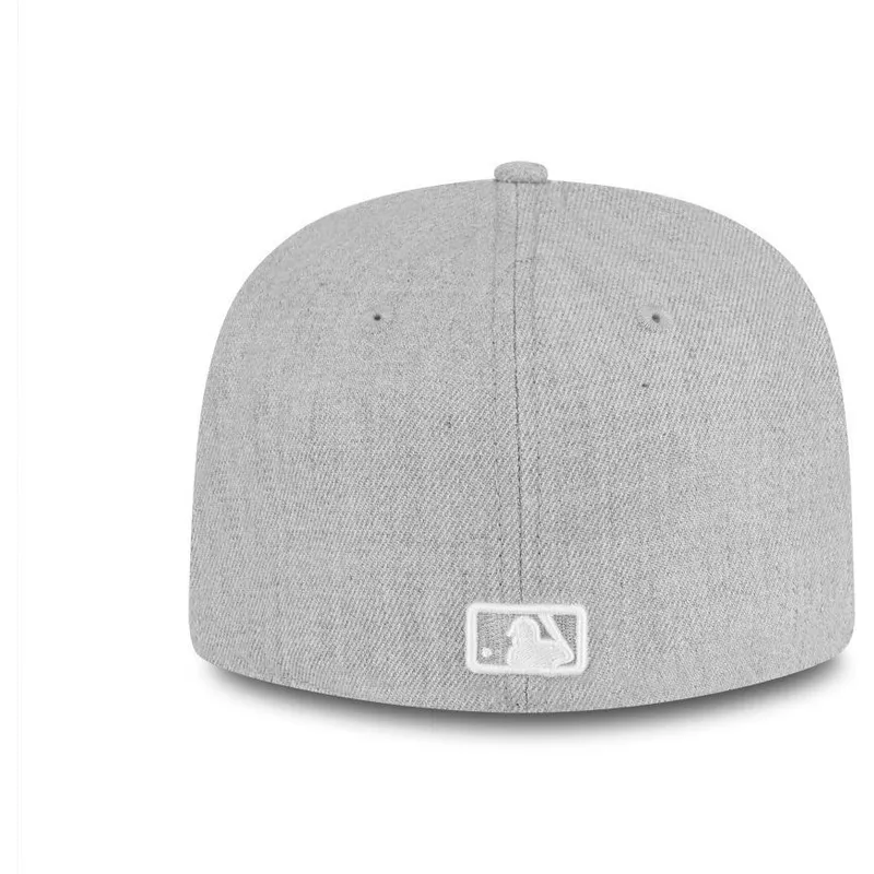 mutzen-flach-grau-angepasst-fur-kinder-59fifty-essential-der-new-york-yankees-mlb-von-new-era